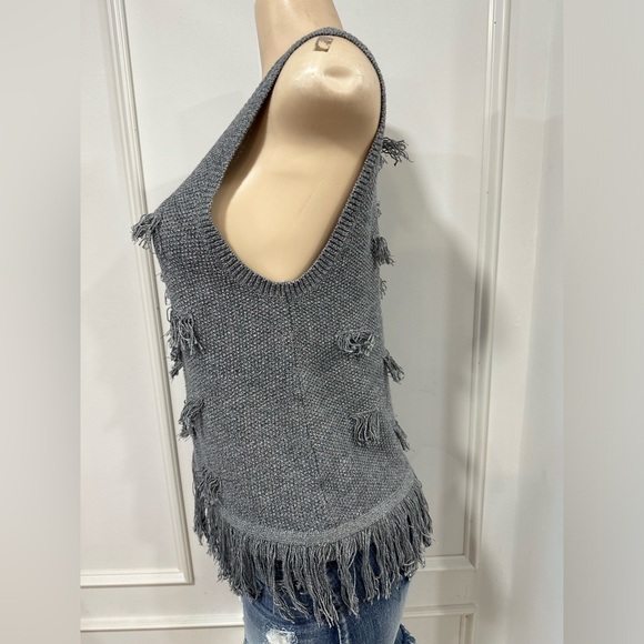 Creatures Of Comfort Shirt Women’s  Sweater Sleeveless SIZE XS - Picture 2 of 6